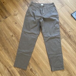 A New day high rise/gray tapered work pants vintage styling size 4